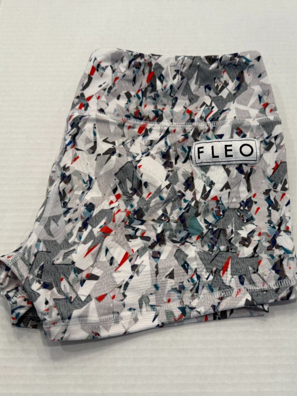 FLEO Titanium Camo 2.5” Athletic Shorts – Large